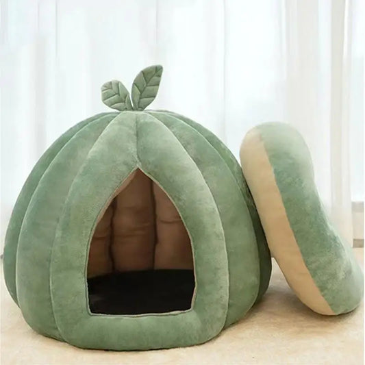 Pumpkin Cozy House – Enclosed Hideaway