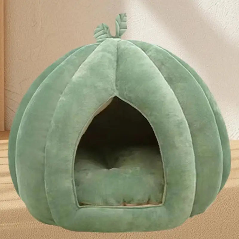Pumpkin Cozy House – Enclosed Hideaway